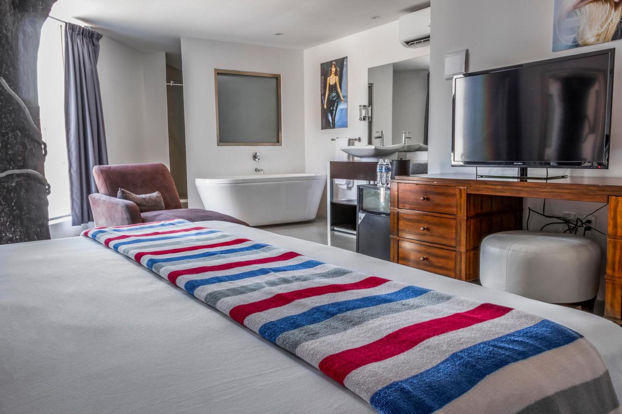 Suite Room